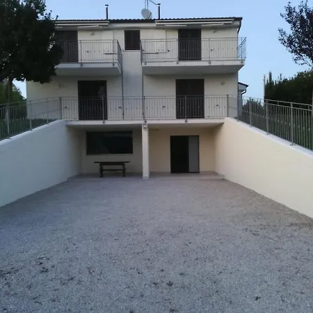 Casa Marcianello * Cingoli